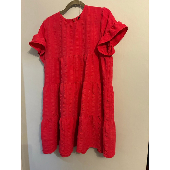 0119 Resort wear for this summer. SHEIN bright pink tiered dress. Size Large - Picture 5 of 10